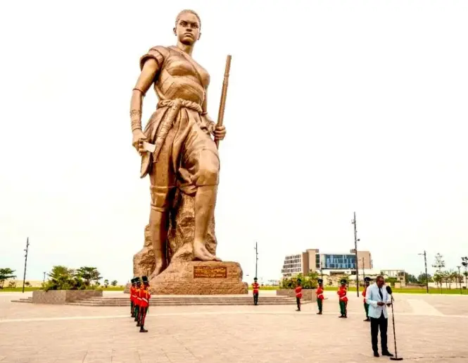 98 Feet Tall Statue In Honor Of The Women Warrior Of Dahomey